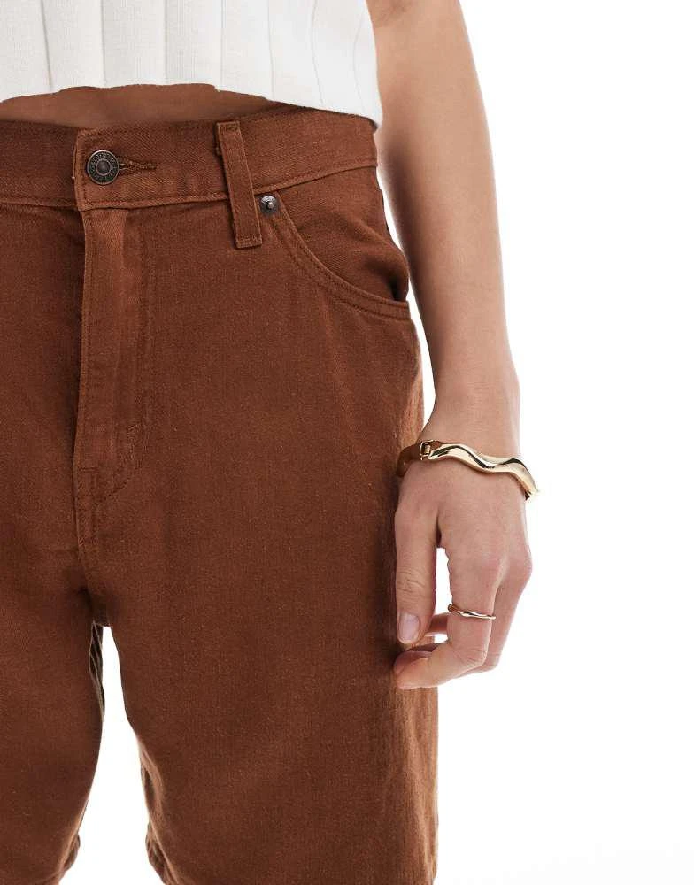 Levi's Levi's high waisted linen blend baggy denim shorts in brown 2