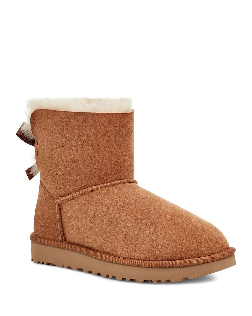 UGG Women
s Mini Bailey Bow II Boots 1