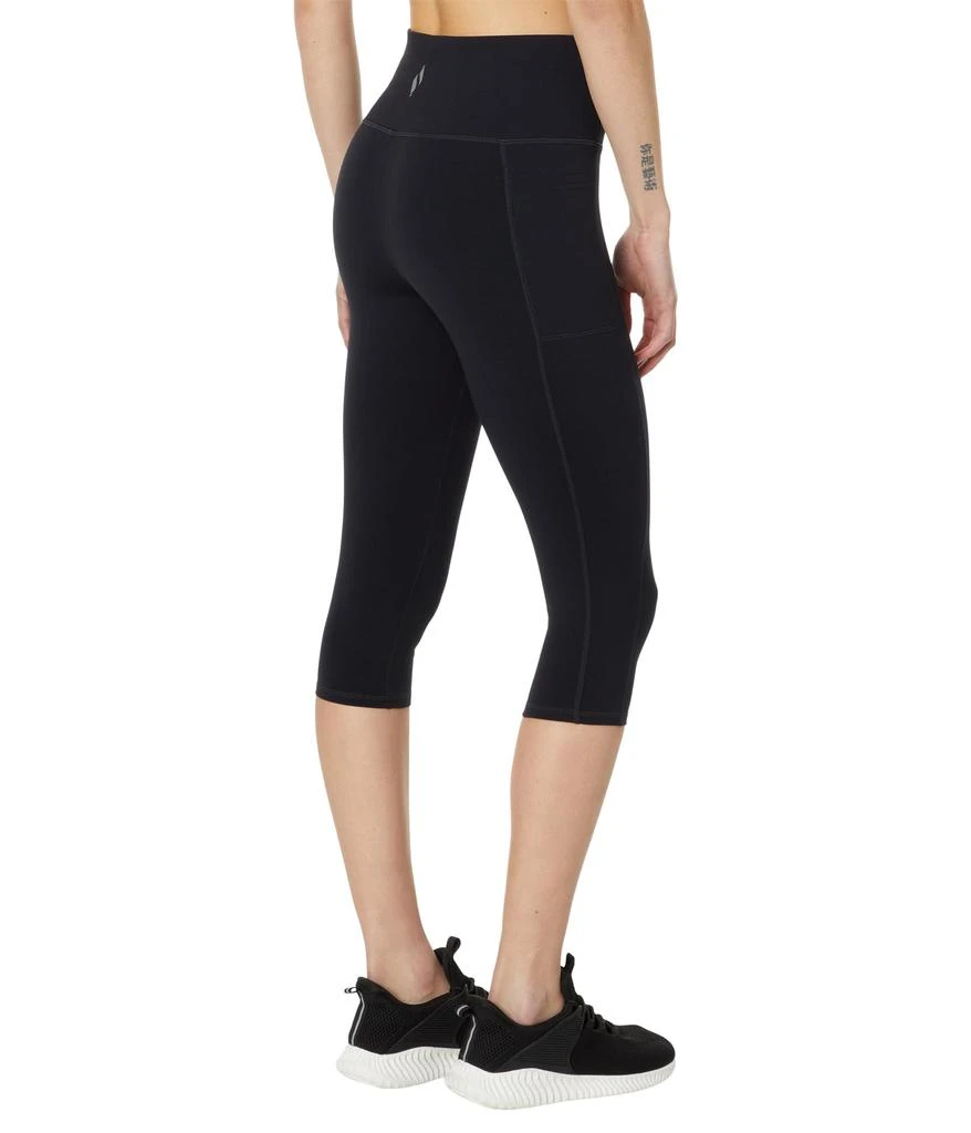 SKECHERS GO WALK High Waisted Capri Leggings 2