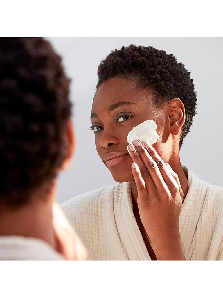 Cle de Peau Softening Cleansing Foam 3