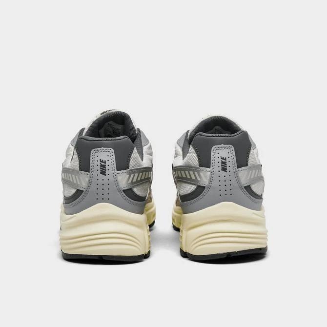 NIKE Men's Nike Initiator Running Shoes 7