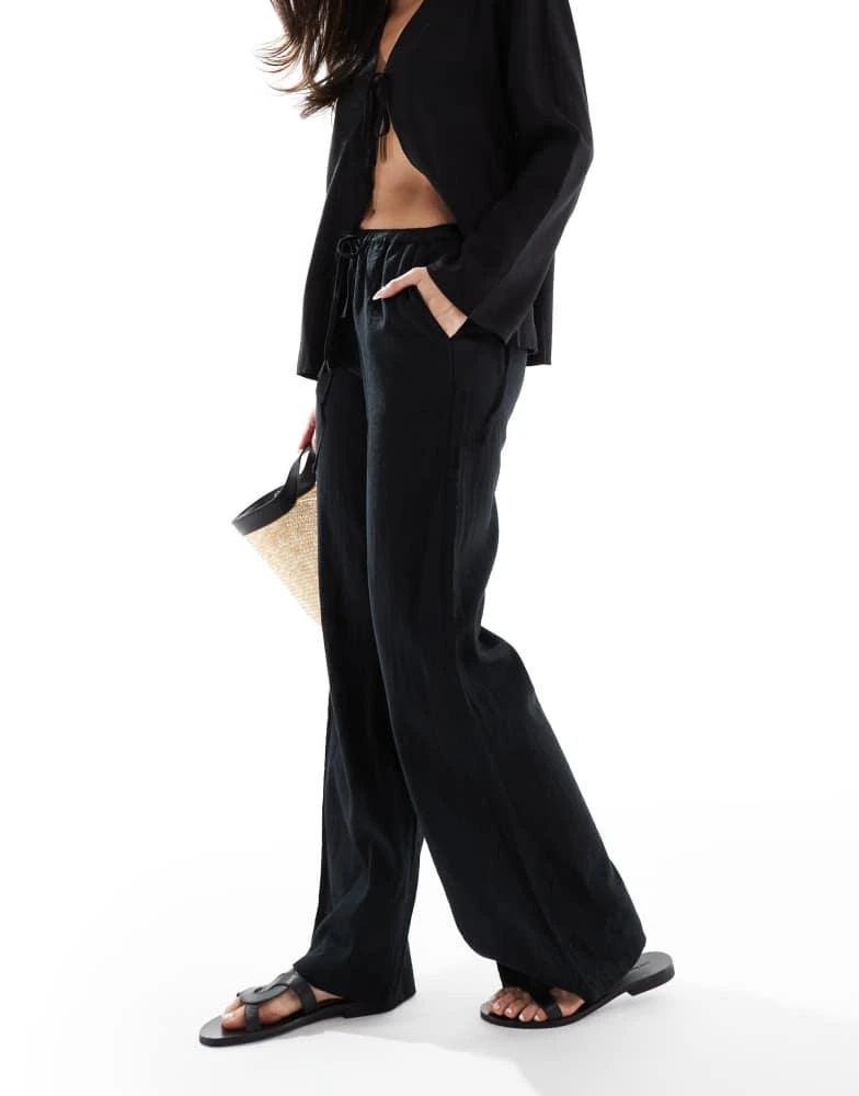 Pull&Bear Pull&Bear high waisted linen look trousers in black 4