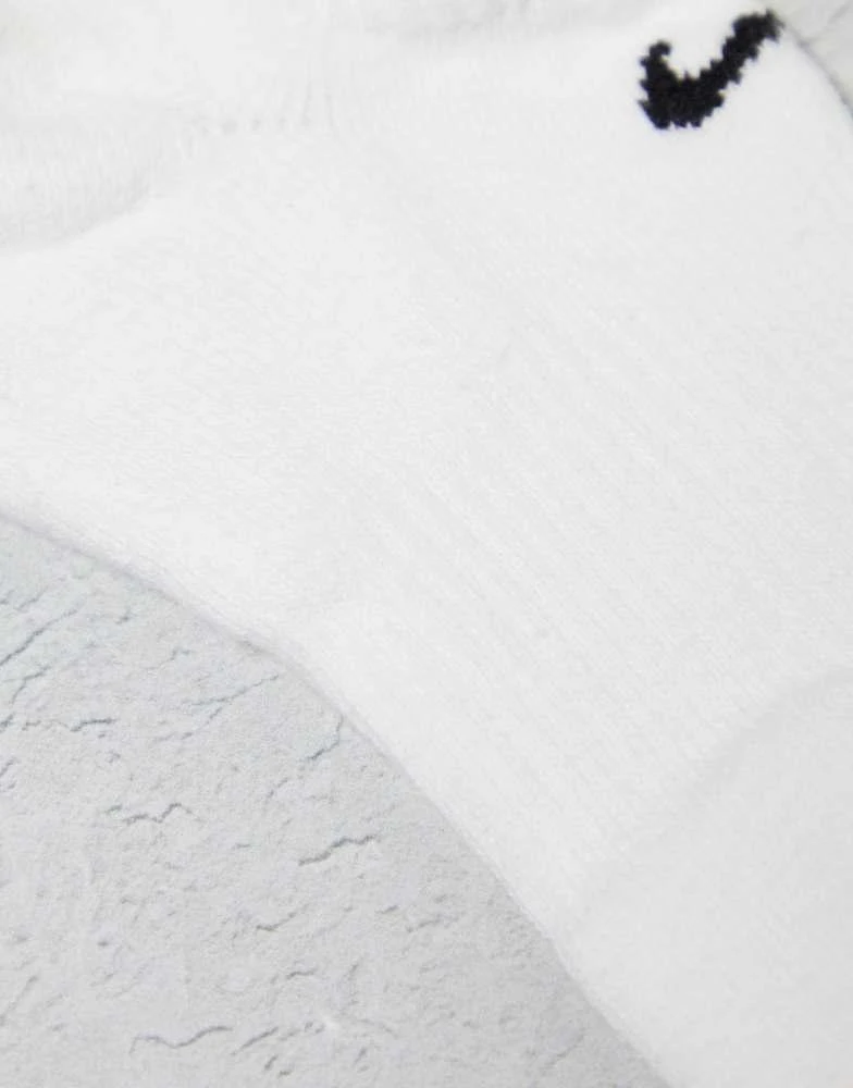 NIKE Nike Training Everyday Cushioned Plus 6 pack trainer socks in white 4