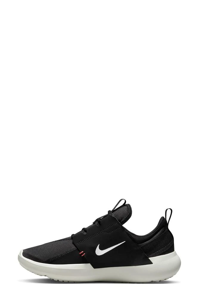 NIKE E-Series AD Shoe 6
