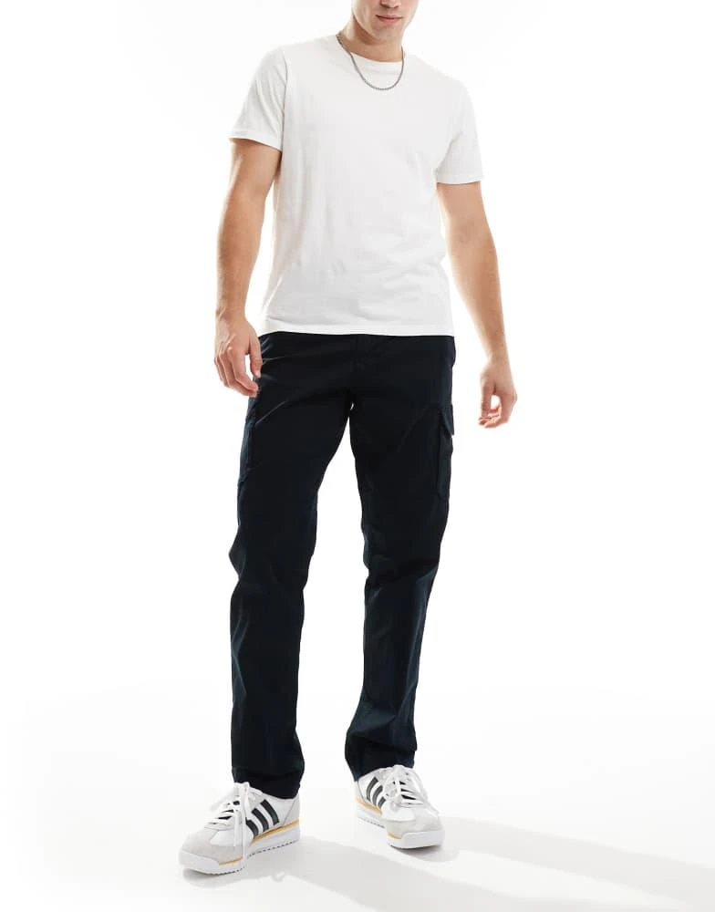 Columbia Columbia Pacific Ridge cargo trousers in black 2