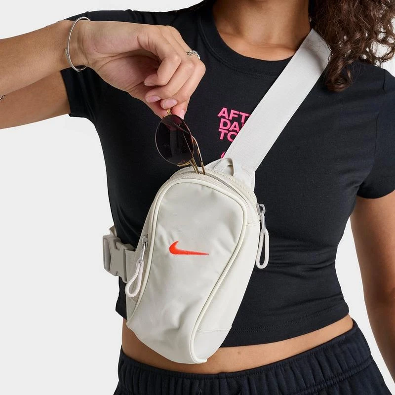 NIKE Nike Sportswear Essentials Crossbody Bag 1