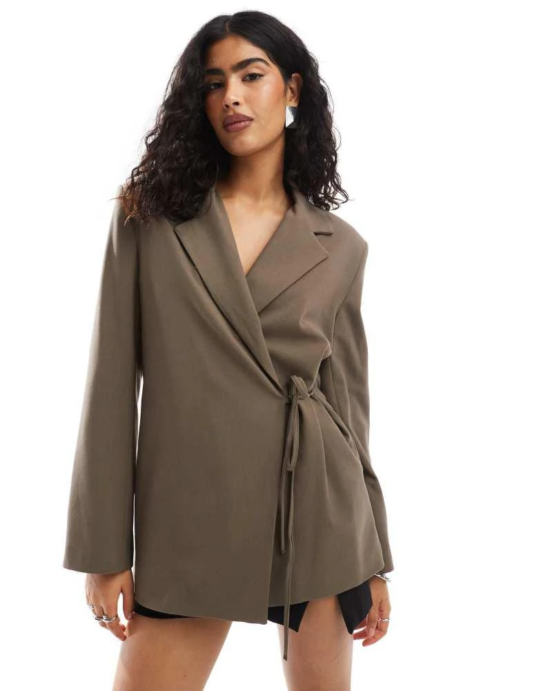 Pull&Bear Pull&Bear tie front oversized blazer in taupe 1