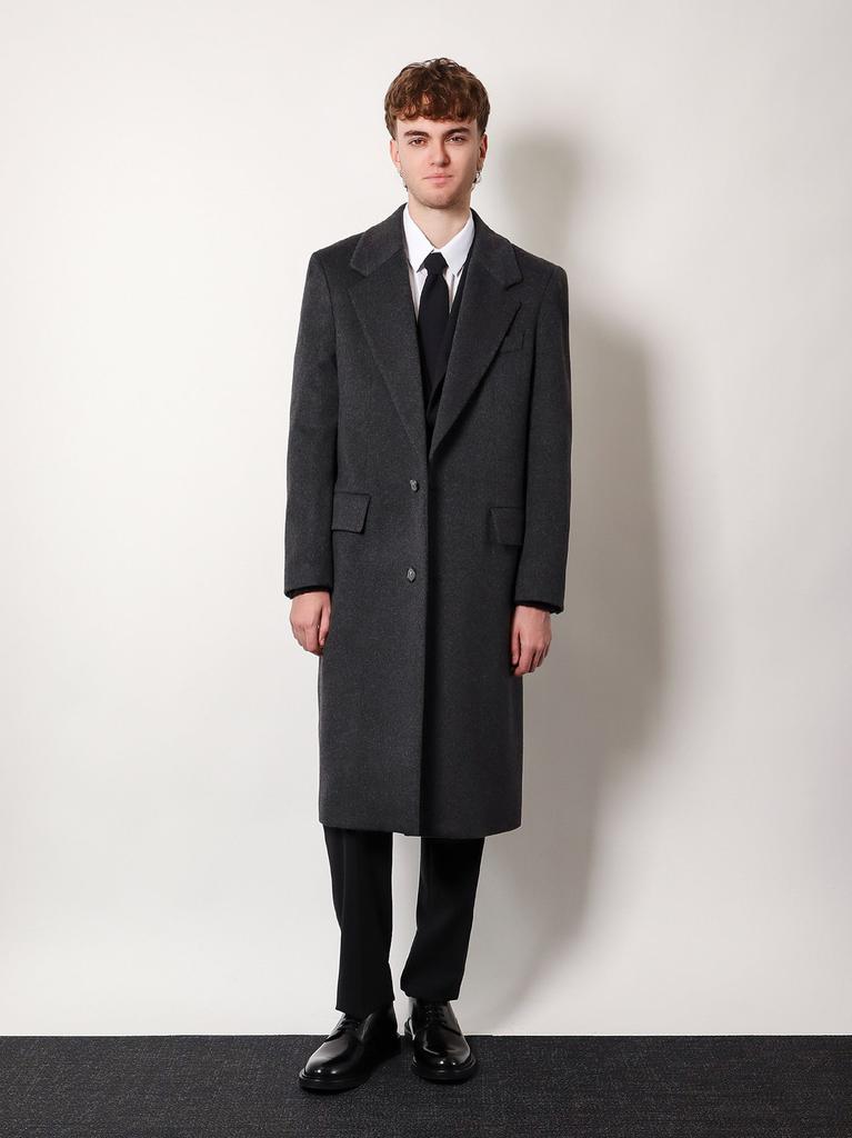 HEVÒ Cashmere coat with satin lining