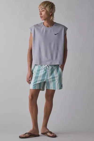 NIKE Nike UO Exclusive Cropped Swim Shirt 1