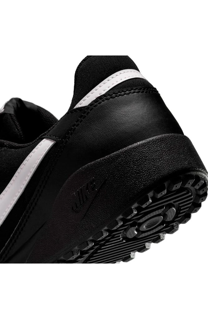 NIKE Terra Manta Sneaker 8
