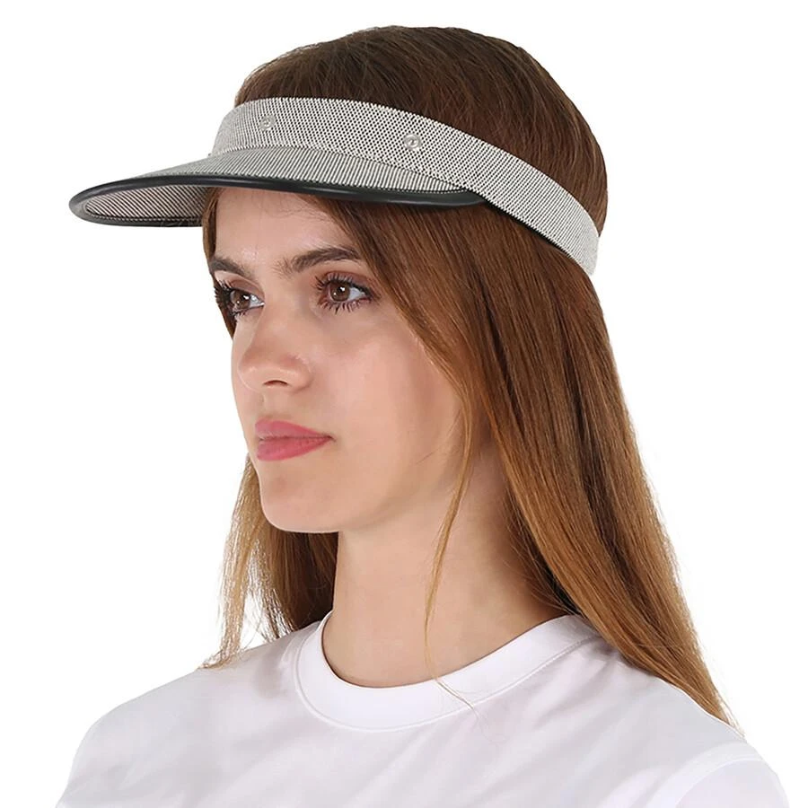 Shop Zip Pocket-Detail Visor Hat on Sale at BeyondStyle  display picture 1