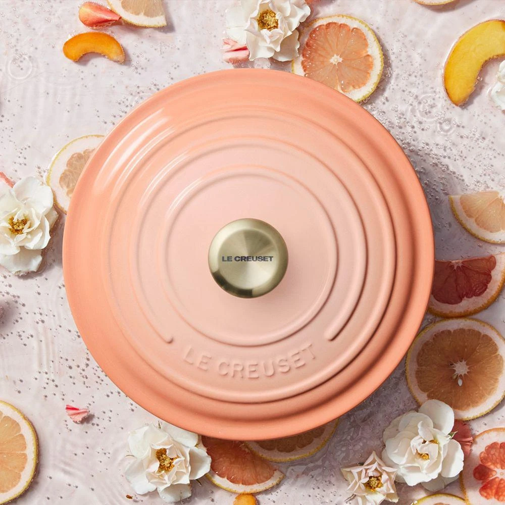 Le Creuset 6.75 Qt Round Wide Dutch Oven 2