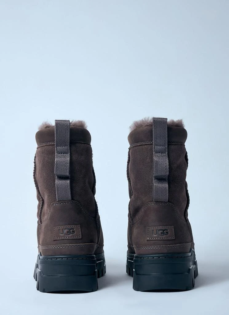 UGG Heritage Pull-On TrailGazer Boots 6