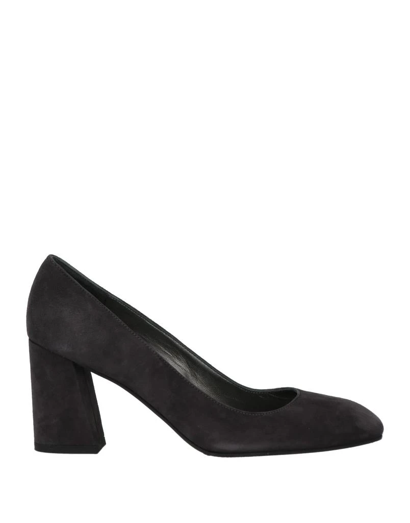 Stuart Weitzman Pump 1