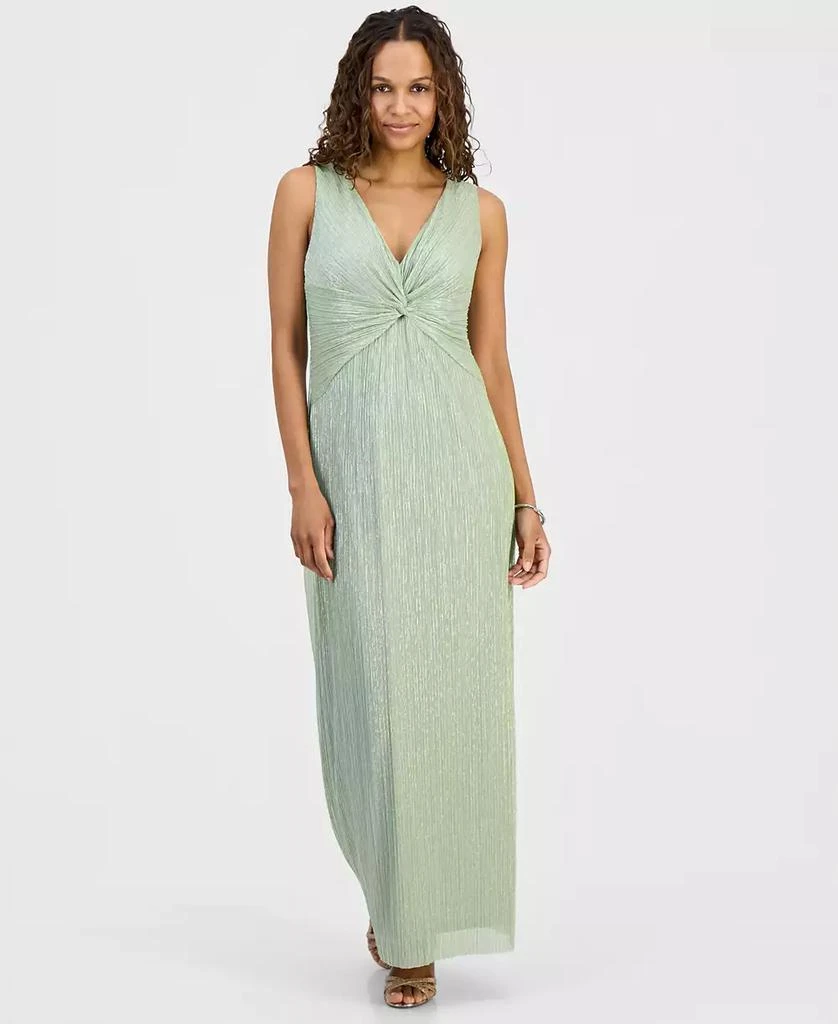 Shop Petite Metallic V-Neck Twist-Front Gown on Sale at BeyondStyle  Get  31% Off Petite Metallic V-Neck Twist-Front Gown with Limited-Time Flash  Deals, Exclusive Discounts, and Special Offers. Enjoy Unbeatable Savings on