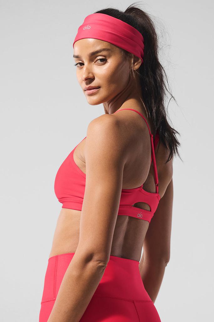Alo Airlift Intrigue Bra - Candy Red