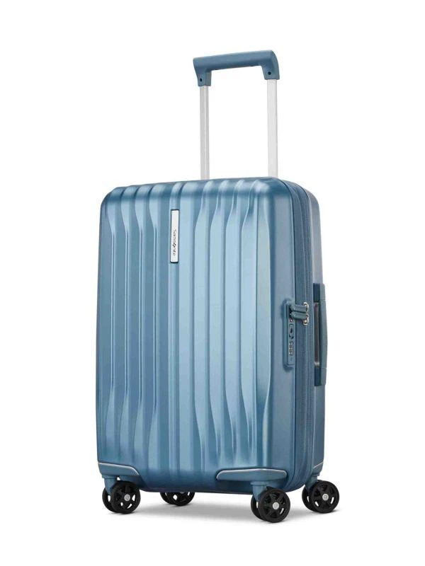 Samsonite 19 Inch Hardshell Carry On Spinner Suitcase 1