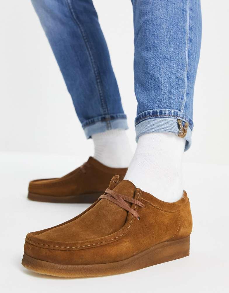 Clarks Originals wallabee shoes in cola suede – On Sale Now with