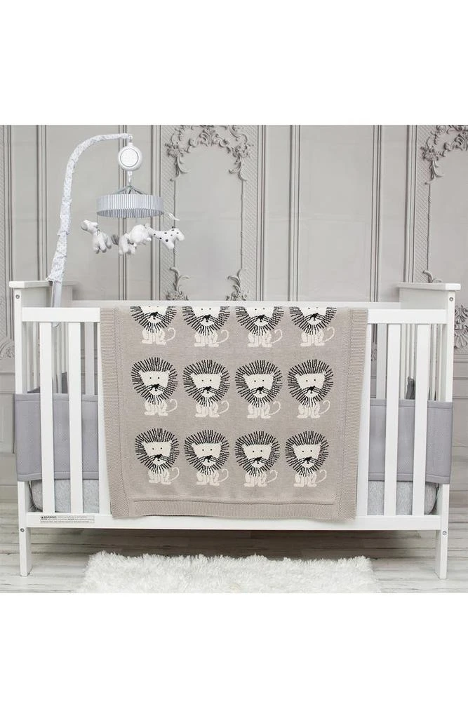 Parkland Lion King Transitional Light Grey Knitted 32" x 40" Baby Blanket 3