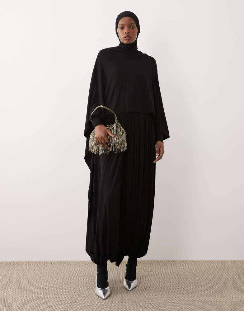 Iyal IYAL long sleeve jersey cape in black