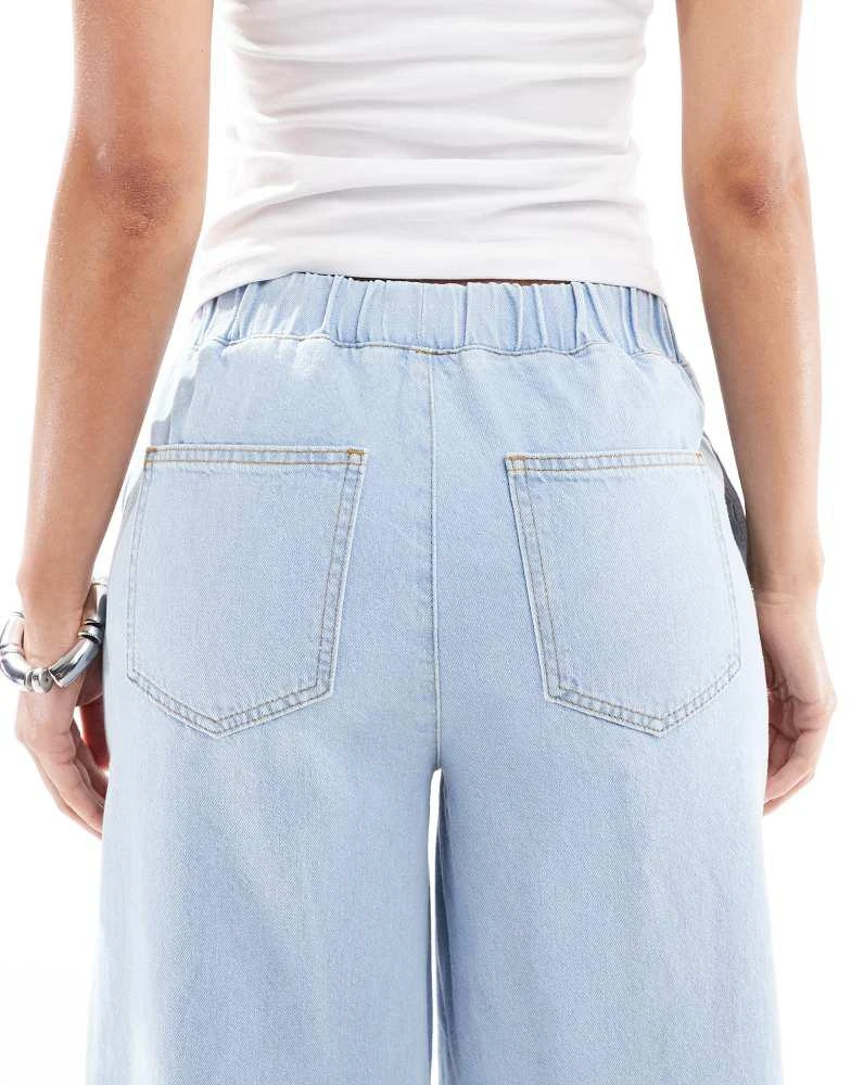 Miss Selfridge Miss Selfridge pull on elastic waist straight leg jeans in bleach wash 5