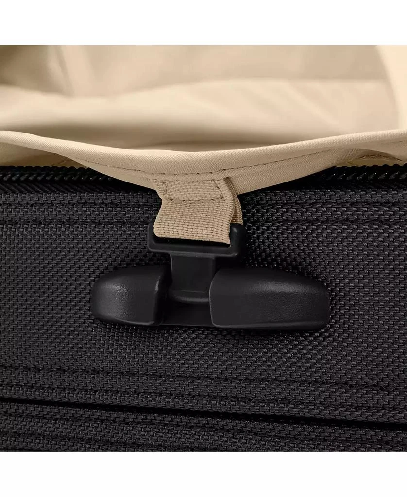 Briggs & Riley Baseline Global Carry-On Spinner 10