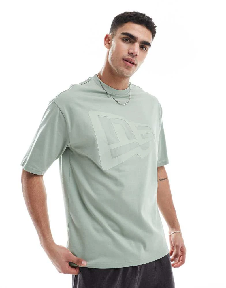 New Era New Era flag logo oversized t-shirt in green 1