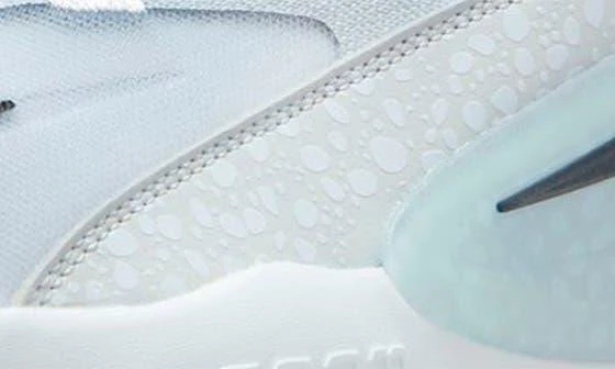 NIKE HyperSet 2 SE Volleyball Shoe 6