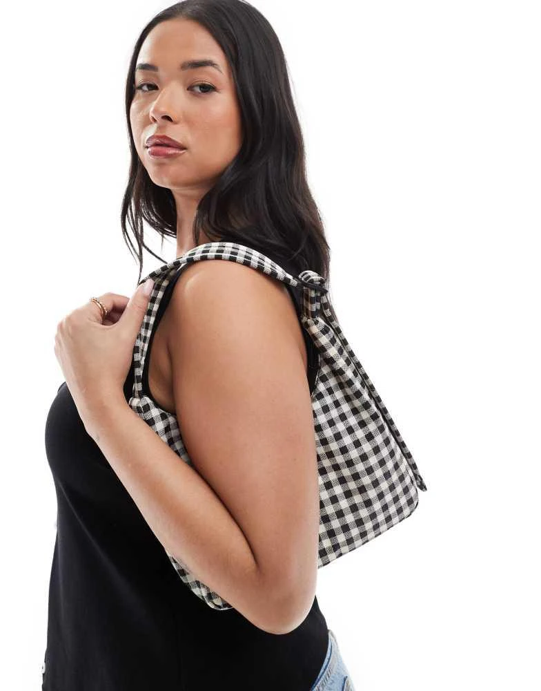 Baggu Baggu gingham mini nylon shoulder bag in black 4