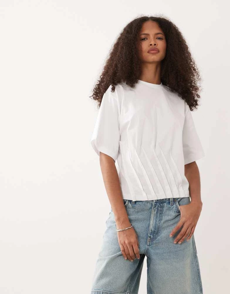 ASOS ASOS DESIGN fold over one shoulder in white