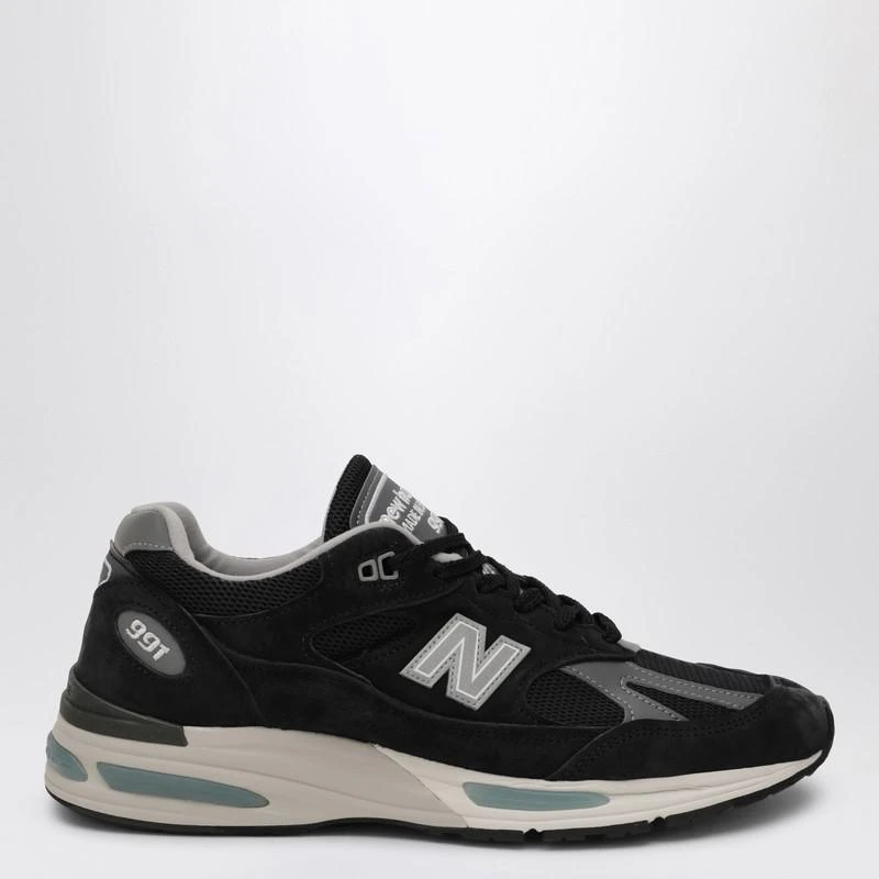New Balance Made in UK 991v2 Sneakers in Black 1