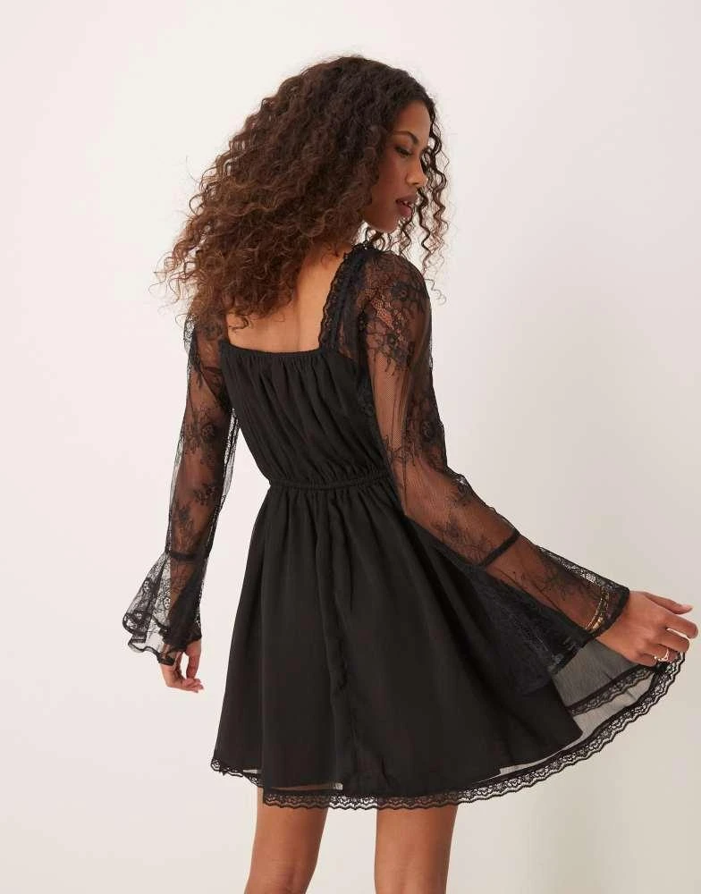 navy lace v neck dress Navy Lace V-Neck S/S Dress XL