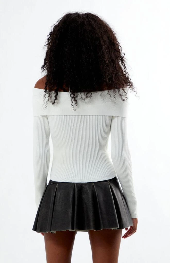 Glamorous Off-The-Shoulder Sweater 3