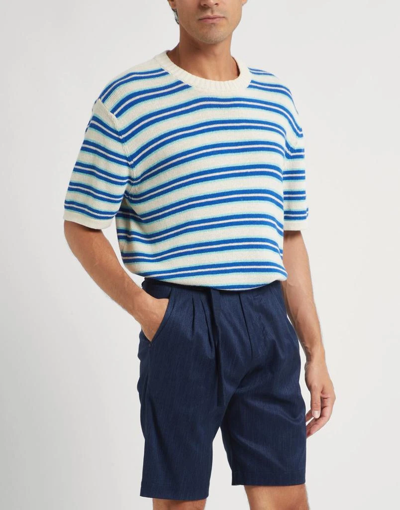 TRUSSARDI Shorts & Bermuda 4
