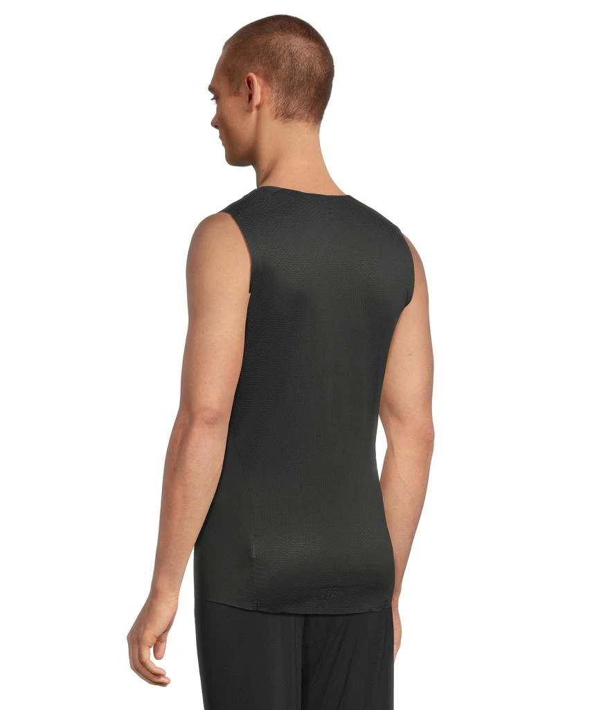 CRAFT Pro Dry Nanoweight Sleeveless 3