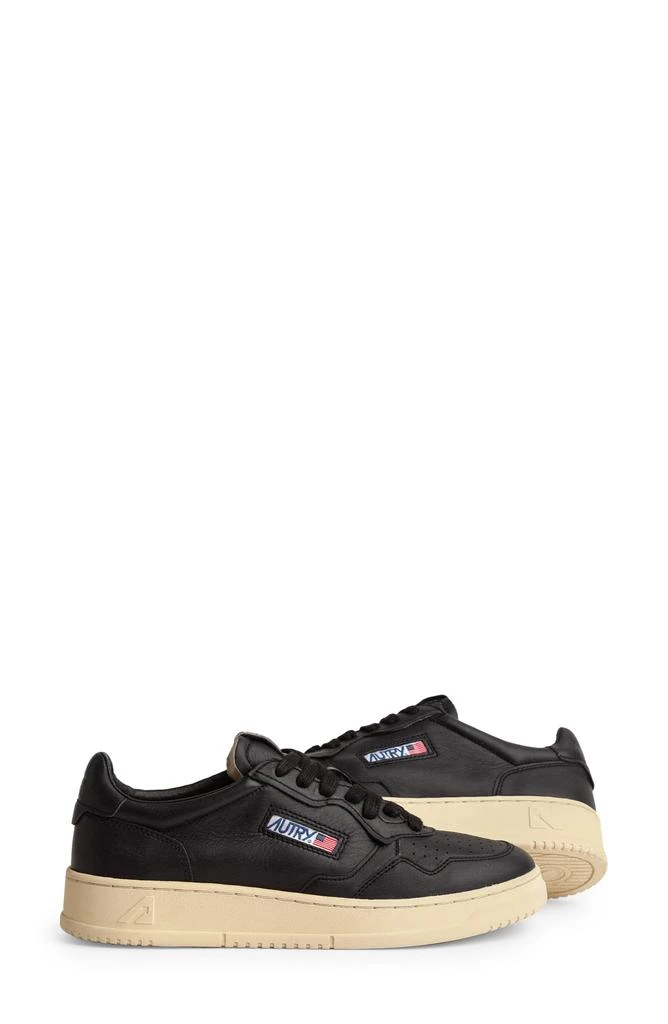Autry Medalist Low Sneaker 5