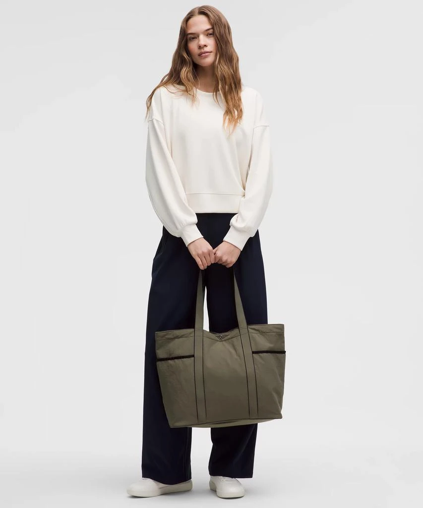 Lululemon Daily Multi-Pocket Tote Bag 20L 7