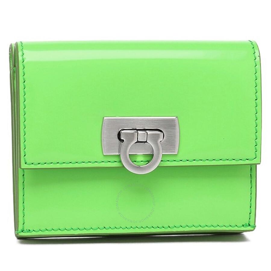 【FERRAGAMO】4CC Women's City Bi-Fold Wallet Salvatore Ferragamo Pink Leather Bifold Wallet ref.1516054