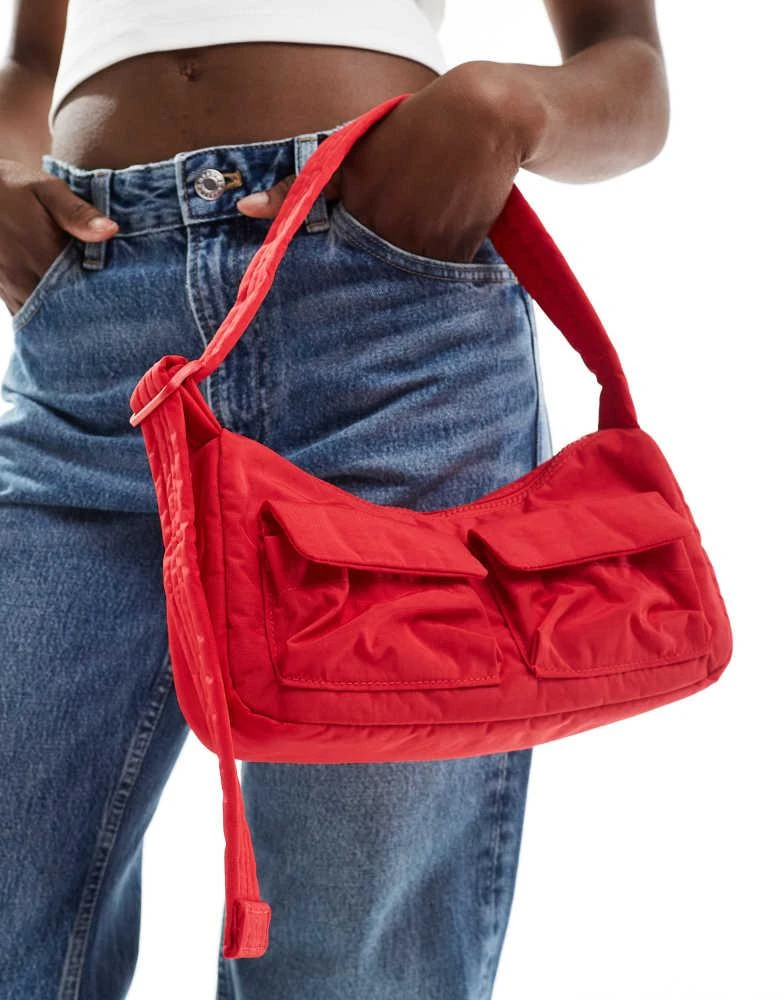 Baggu Baggu cargo nylon shoulder bag in candy apple red 3