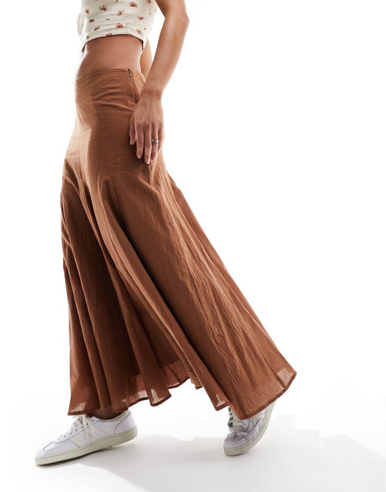 Daisy Street Daisy Street low rise flare crinkle maxi skirt in washed brown