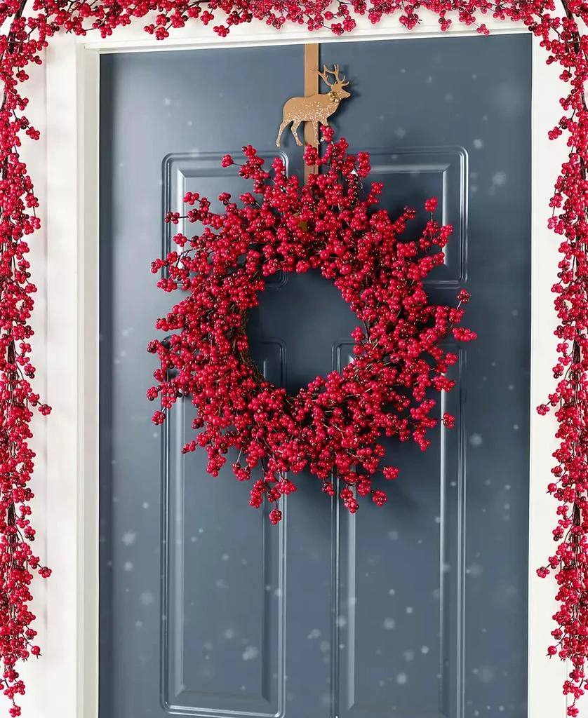 Glitzhome 25" Plastic Christmas Berries Wreath 2