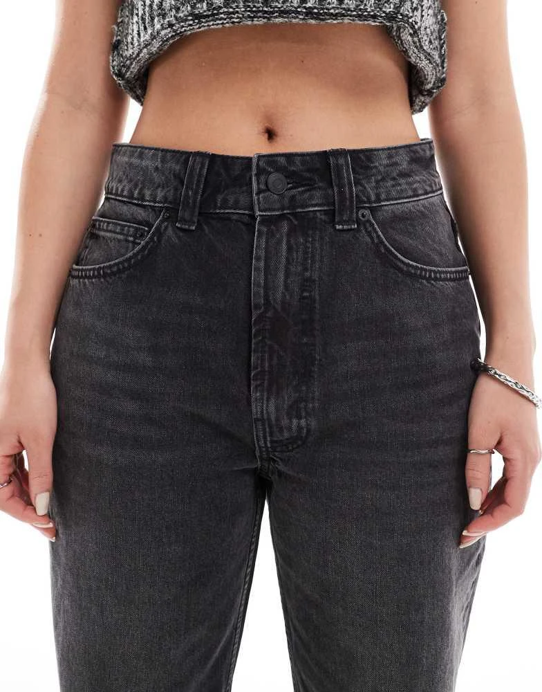 ASOS ASOS DESIGN Hourglass wide leg dad jeans in washed black 5