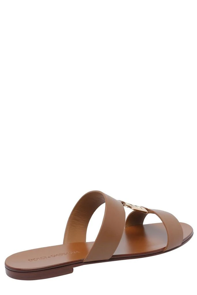 Dolce 
Gabbana Dolce 
Gabbana DG Logo Lettering Sliders 2