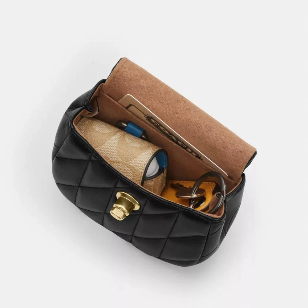 Coach Turnlock Card Case 2