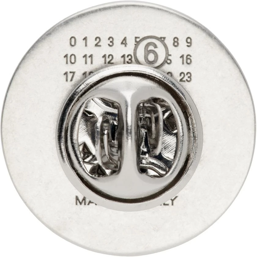 MM6 White 
Silver Round Logo Pin 2