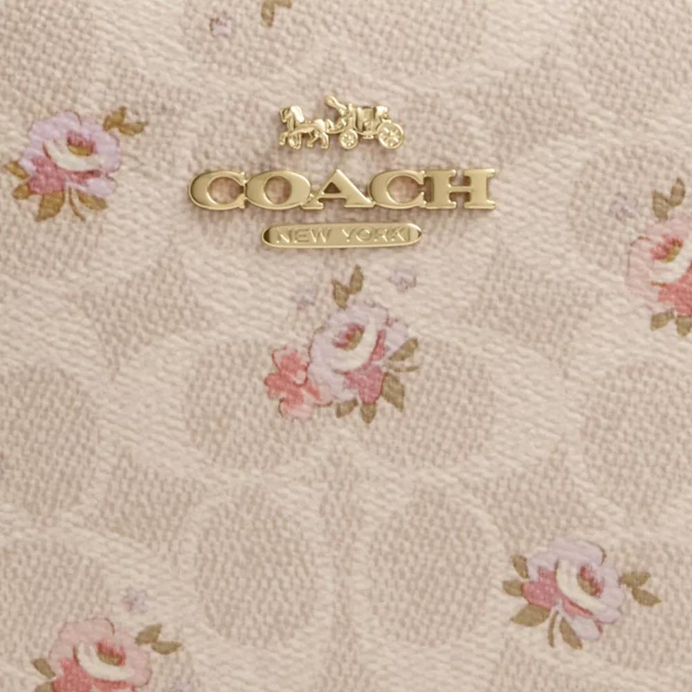パステルカラー☆花柄【COACH】Jamie Camera Bag ショルダー♪ COACH® Outlet | Jamie Camera Bag In Signature Canvas With