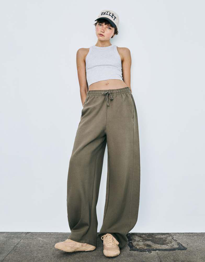 Bershka Bershka plush barrel trousers in khaki
