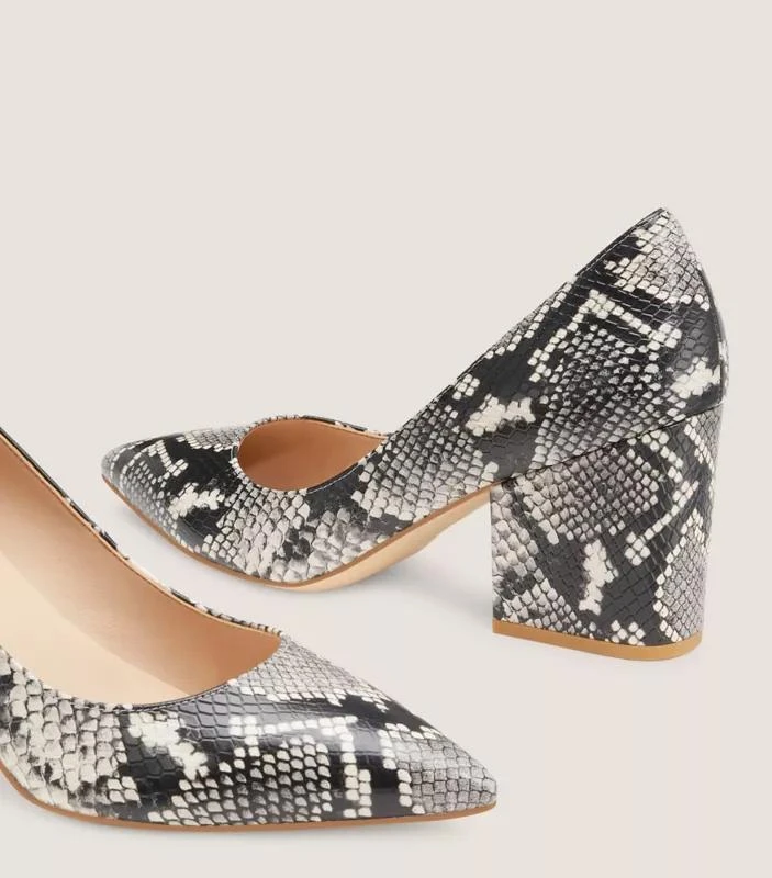 Stuart Weitzman AVENUE 75 SLEEK BLOCK PUMP 3