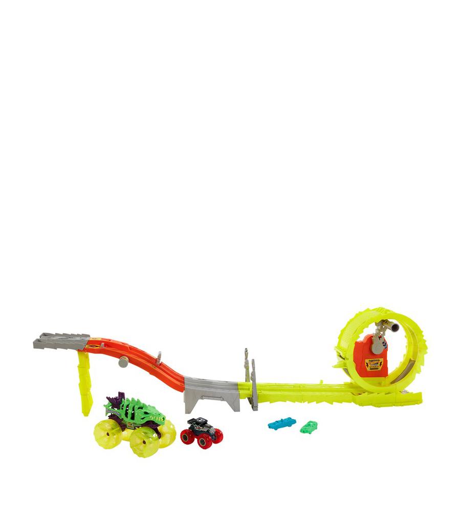 Hot Wheels Monster Trucks Power Smashers Charge & Chase Challenge Track Set (116cm)