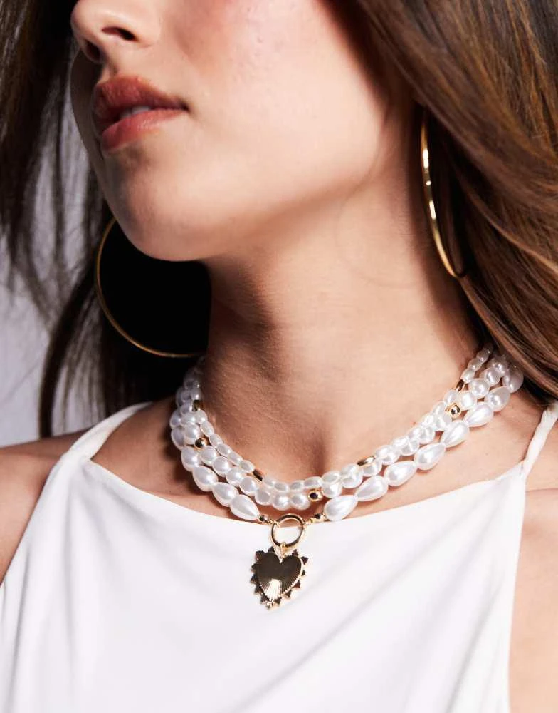 8 Other Reasons 8 Other Reasons pearl layered necklace with heart pendant in gold 3